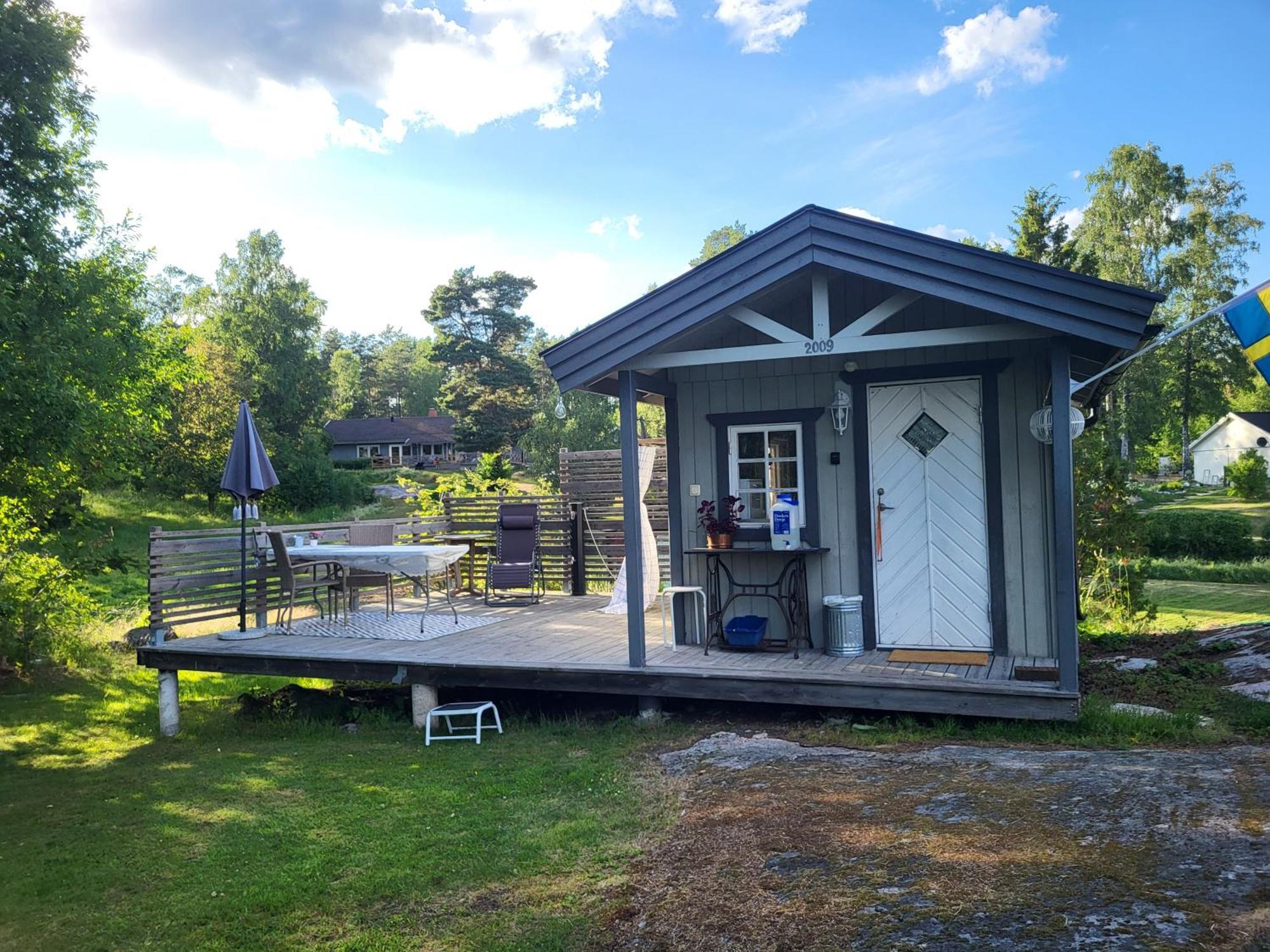 Norrtaelje Bed & Breakfast Bagian luar foto